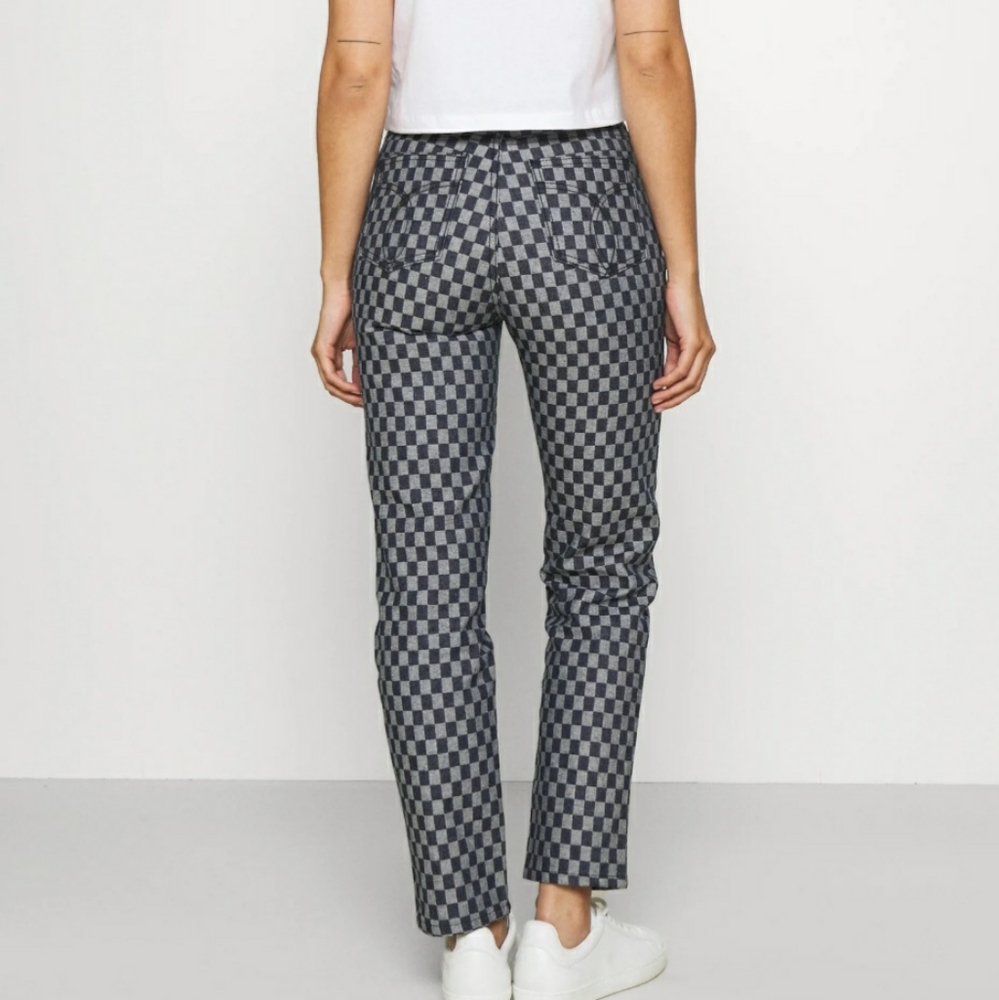 FIORUCCI SLIM CHECKERBOARD DENIM JEANS SIZE 31